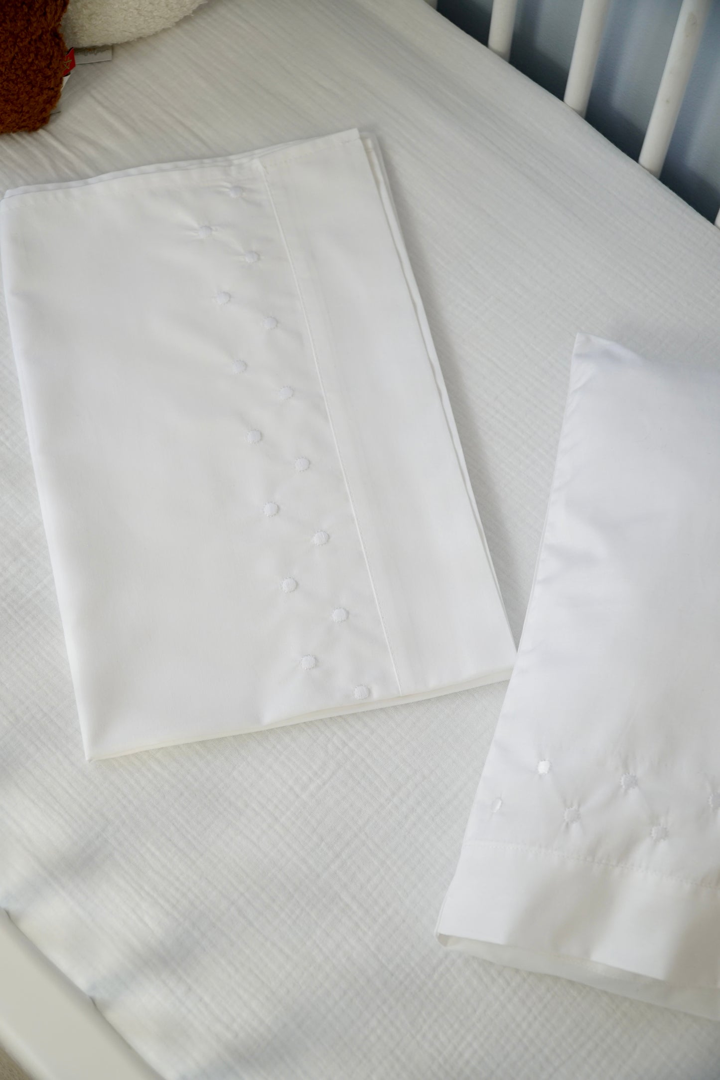 Ensemble Drap + Coussin Naissance Brodé Ton sur Ton