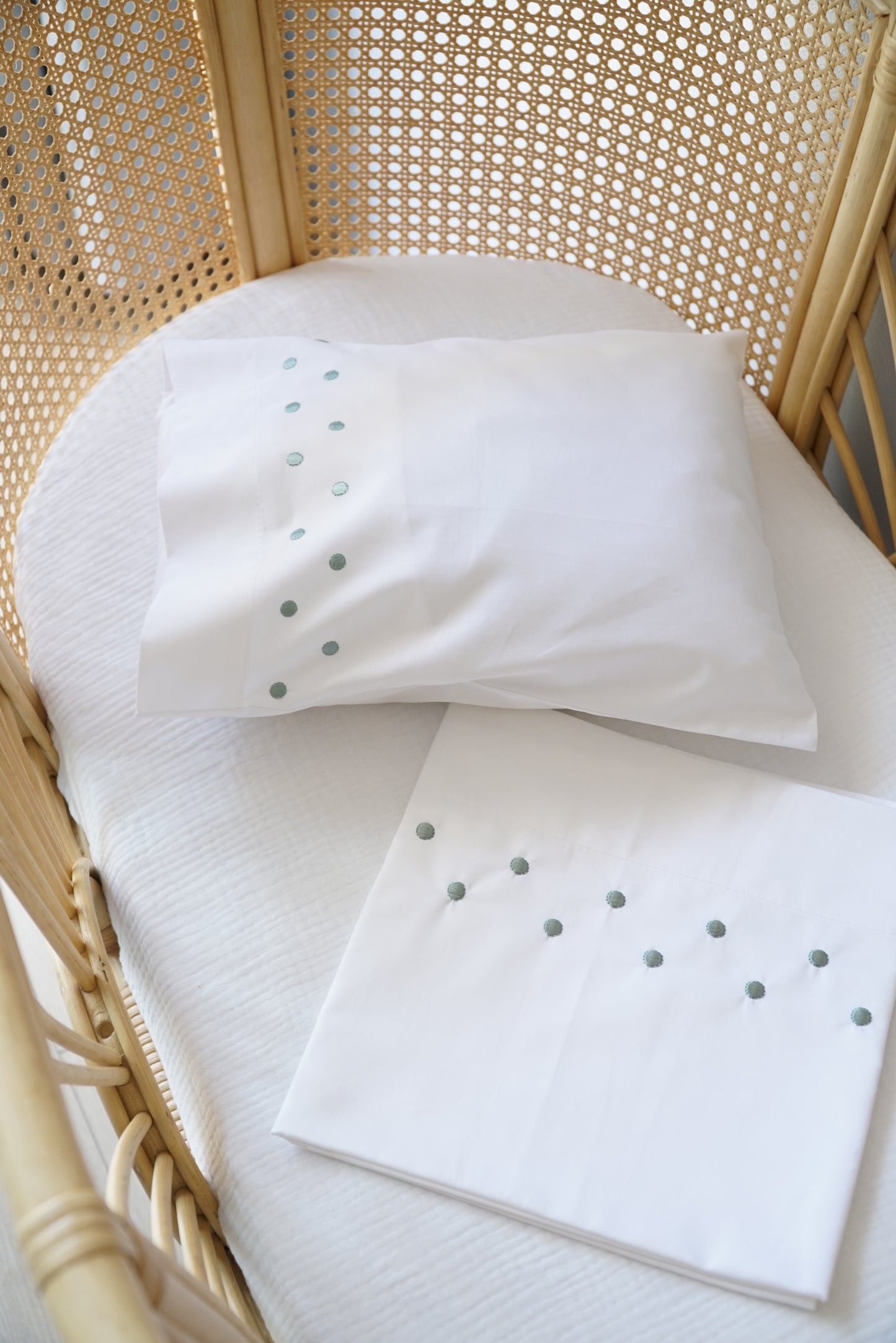 Ensemble Drap + Coussin Naissance Brodé Vert Eau