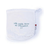 Pochette de naissance J1 en gaze de coton blanche, broderie verte et drapeau Maroc.