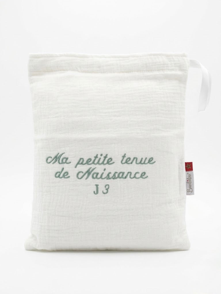 Pochette de naissance J3 Bambidou en gaze de coton blanche, broderie verte.